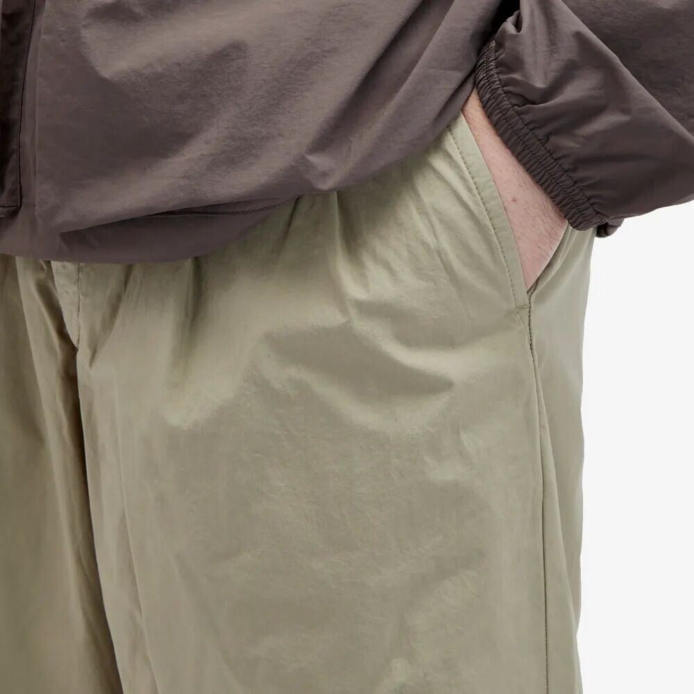Norse Projects Benn Свободные плиссированные брюки в стиле пишущей машинки, серый
Norse Projects Benn Свободные плиссированные брюки в стиле пишущей машинки, серый