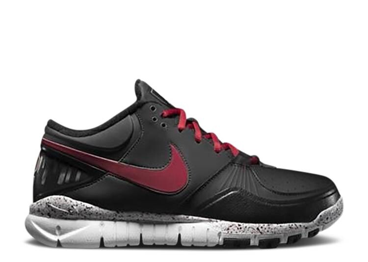 Кроссовки Nike TRAINER 1.3 MID SHIELD 'RIVALRY PACK - STANFORD CARDINALS', черный
Кроссовки Nike TRAINER 1.3 MID SHIELD 'RIVALRY PACK - STANFORD CARDINALS', черный