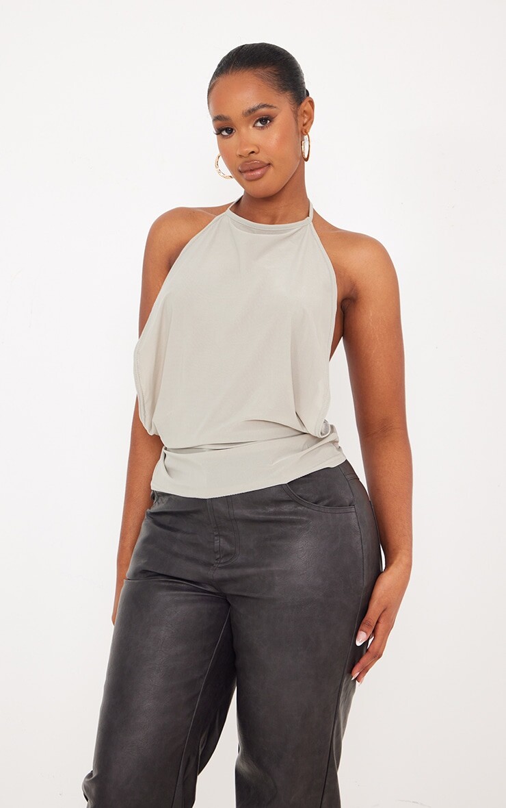PrettyLittleThing Удлиненный топ с низкой спинкой и облегающим силуэтом Shape Taupe
PrettyLittleThing Удлиненный топ с низкой спинкой и облегающим силуэтом Shape Taupe