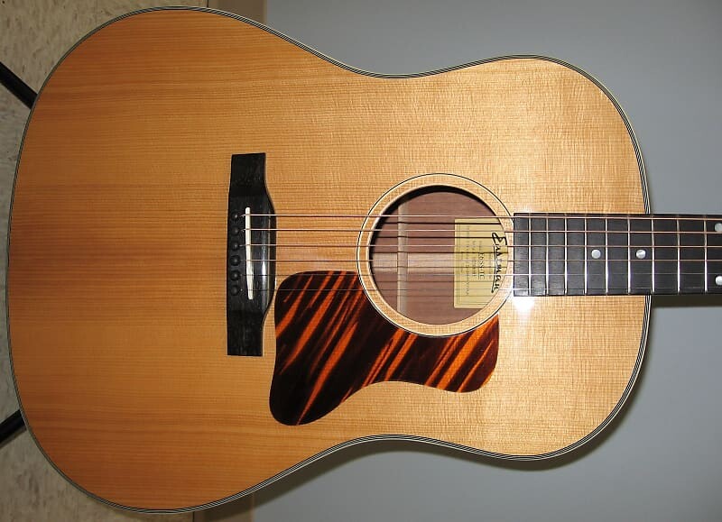 Акустическая гитара Eastman E6SS-TC Slope Shoulder Acoustic Guitar w/Hardshell case 2023 - Natural
Акустическая гитара Eastman E6SS-TC Slope Shoulder Acoustic Guitar w/Hardshell case 2023 - Natural