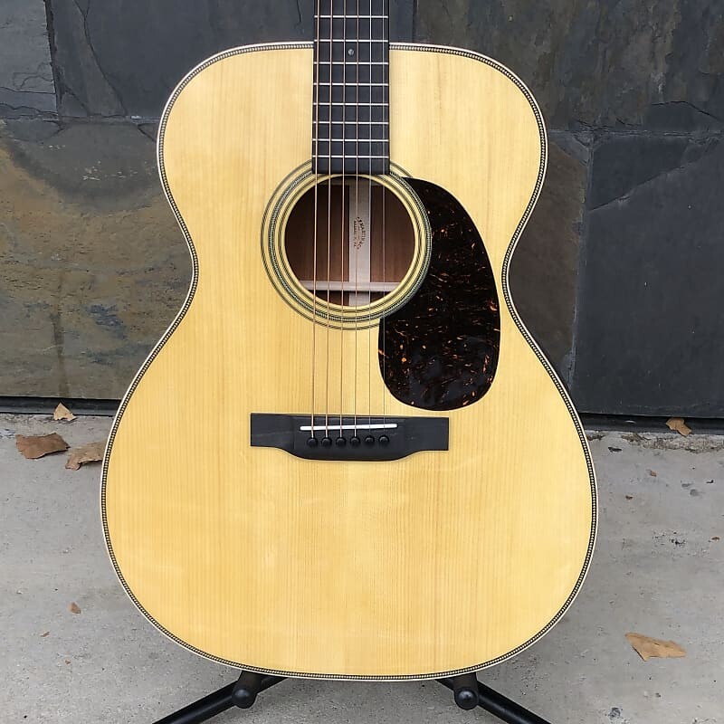 Акустическая гитара Martin Custom Shop 00014 Fret Sinker Mahogany Back and Sides Adirondack Spruce Top Acoustic Guitar
Акустическая гитара Martin Custom Shop 00014 Fret Sinker Mahogany Back and Sides Adirondack Spruce Top Acoustic Guitar