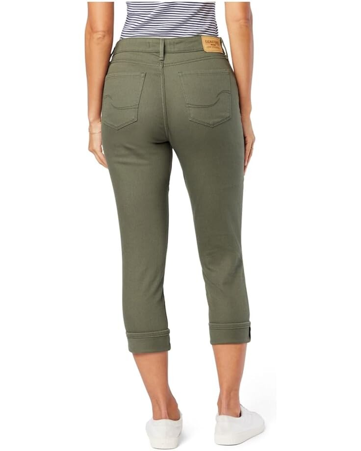 Джинсы Signature by Levi Strauss & Co. Gold Label Mid-Rise Capri Jeans, цвет Cool Sage
Джинсы Signature by Levi Strauss & Co. Gold Label Mid-Rise Capri Jeans, цвет Cool Sage