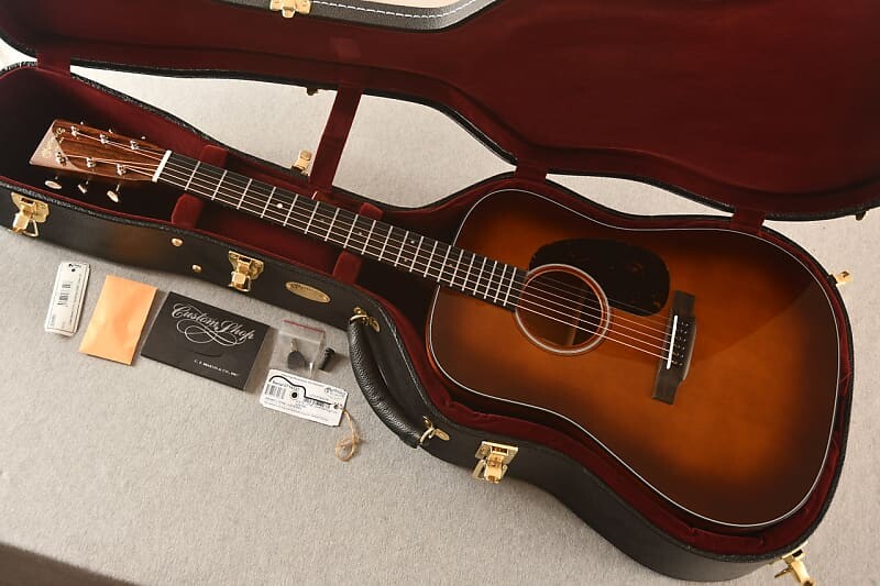 Акустическая гитара Martin Custom Shop D 18 Style GE Adirondack Sinker Ambertone #2714327
Акустическая гитара Martin Custom Shop D 18 Style GE Adirondack Sinker Ambertone #2714327