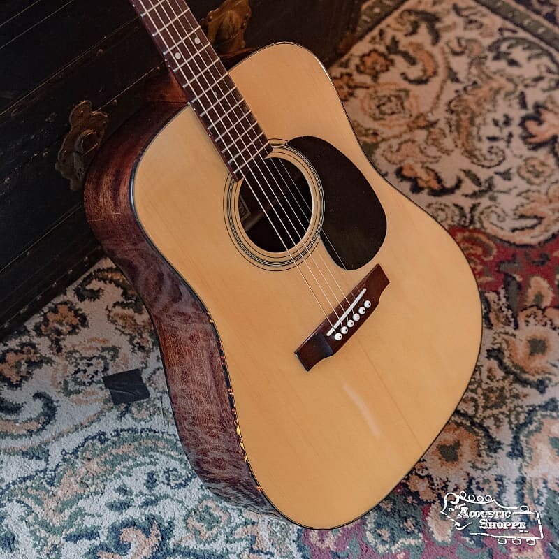 Акустическая гитара Recording King RD-318 Aged Adirondack Top/Mahogany Back & Sides Dreadnaught Acoustic #0702
Акустическая гитара Recording King RD-318 Aged Adirondack Top/Mahogany Back & Sides Dreadnaught Acoustic #0702