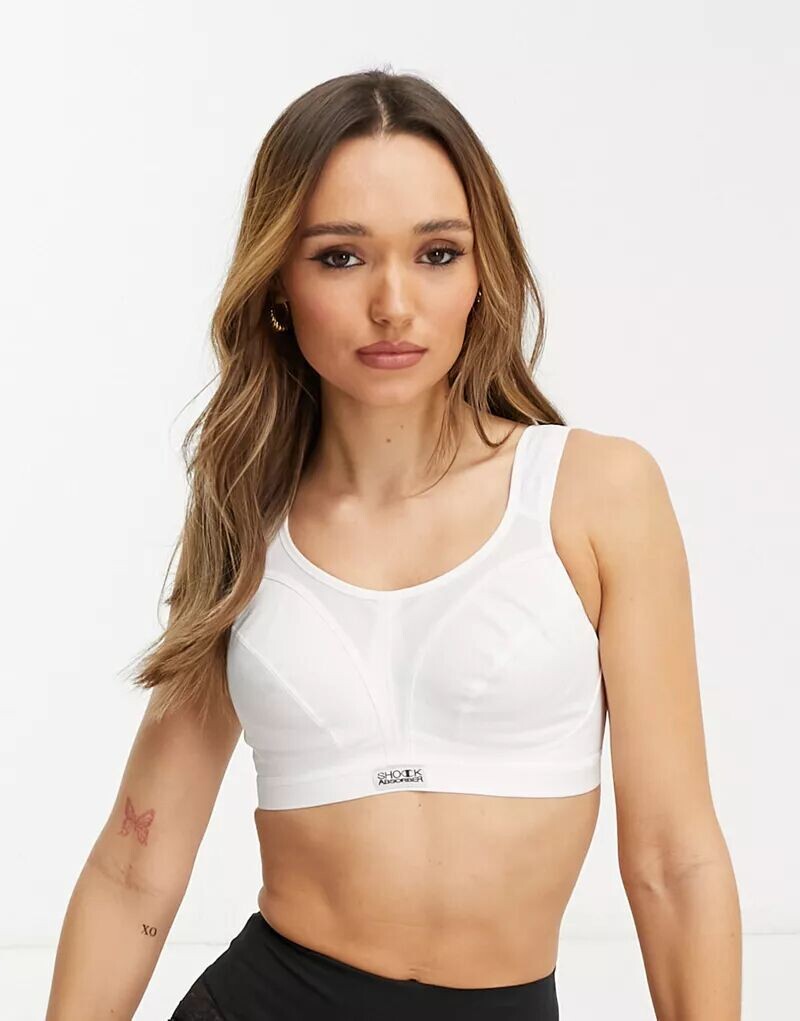 Shock Absorber – D+ Classic – спортивный бюстгальтер белого цвета с высокой функцией поддержки
Shock Absorber – D+ Classic – спортивный бюстгальтер белого цвета с высокой функцией поддержки