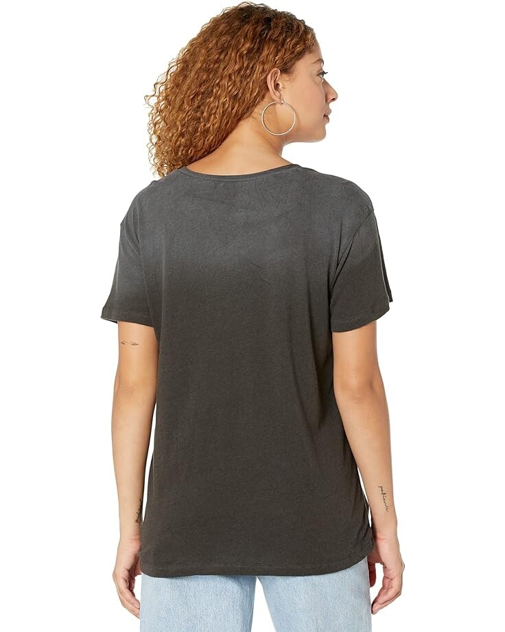 Футболка Chaser Bob Dylan Live In Concert Cloud Jersey Everybody Tee, цвет Faded Black
Футболка Chaser Bob Dylan Live In Concert Cloud Jersey Everybody Tee, цвет Faded Black