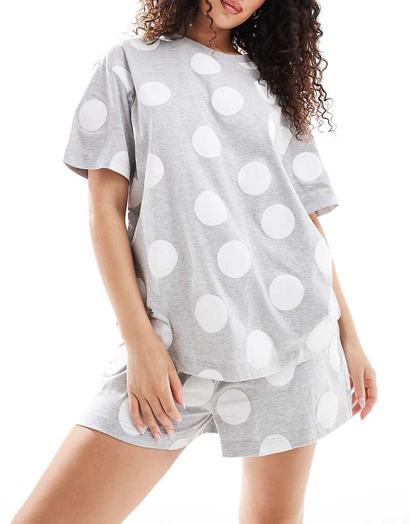 ASOS DESIGN – Пижама, состоящая из футболки оверсайз и шорт серого меланжевого цвета с узором в горошек
ASOS DESIGN – Пижама, состоящая из футболки оверсайз и шорт серого меланжевого цвета с узором в горошек