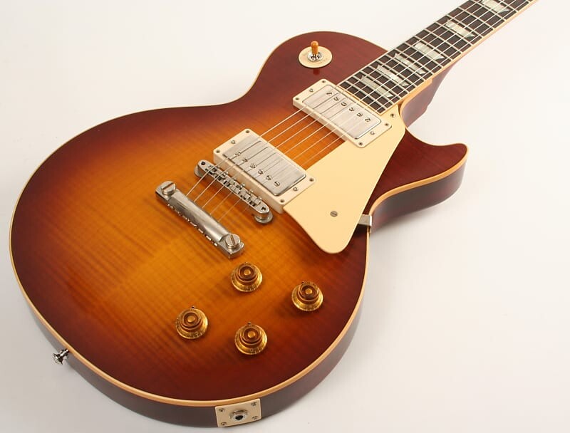 Электрогитара Gibson Custom Shop 1959 Les Paul Standard Reissue VOS Iced Tea Burst 932346
Электрогитара Gibson Custom Shop 1959 Les Paul Standard Reissue VOS Iced Tea Burst 932346