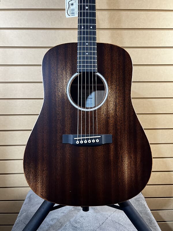 Акустическая гитара Martin D Jr-10E StreetMaster Acoustic-electric Guitar - Natural w/Gig Bag & PLEK*D #145
Акустическая гитара Martin D Jr-10E StreetMaster Acoustic-electric Guitar - Natural w/Gig Bag & PLEK*D #145