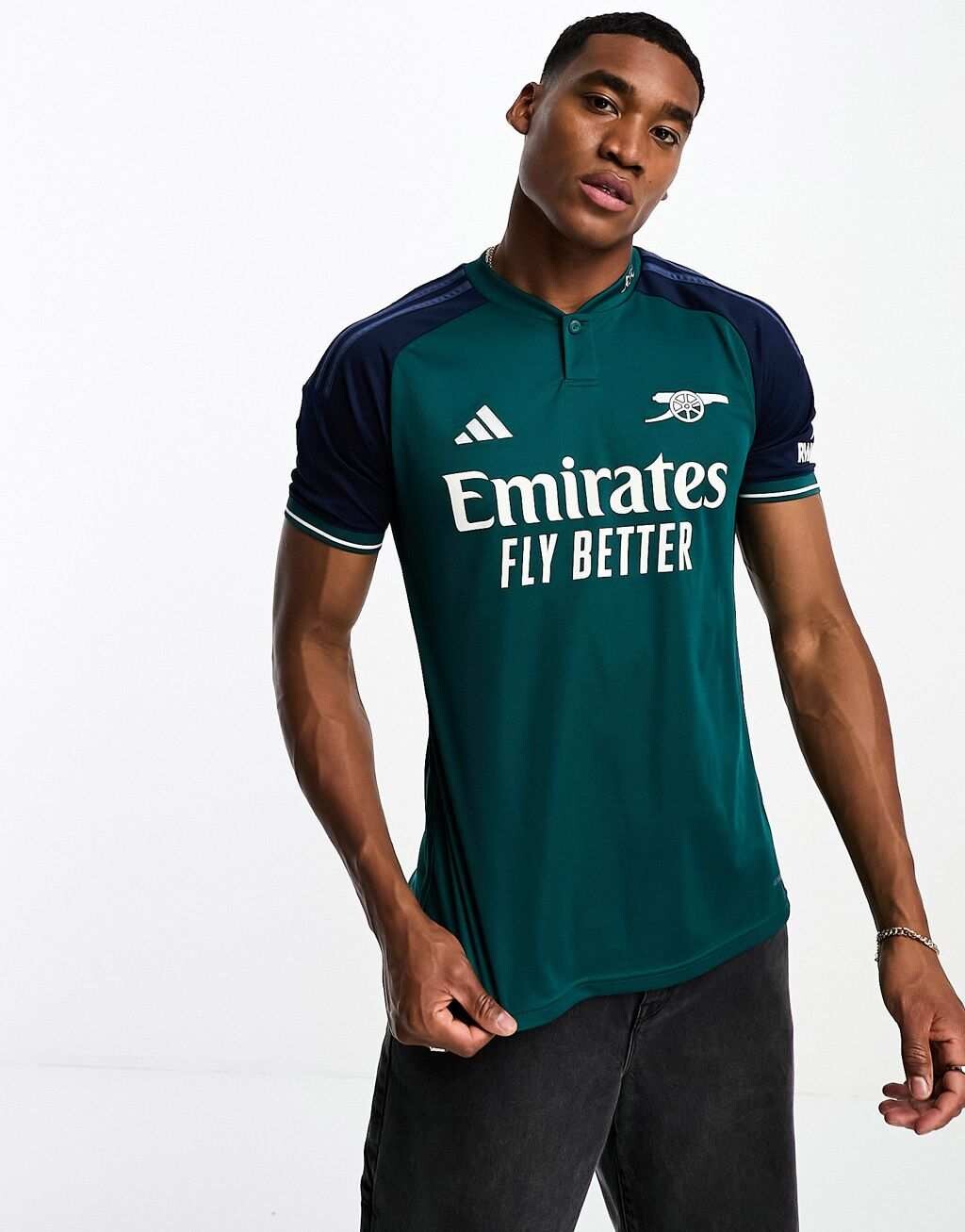 Зеленая футболка унисекс третьего поколения adidas Football Arsenal FC 2023/24, Зеленый
Зеленая футболка унисекс третьего поколения adidas Football Arsenal FC 2023/24, Зеленый
