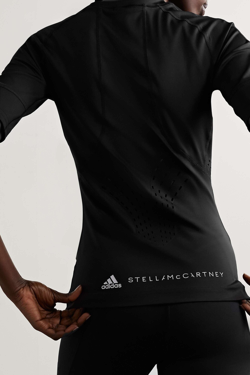 ADIDAS BY STELLA MCCARTNEY + Эластичный топ Parley TruePurpose из переработанного материала с перфорацией, черный
ADIDAS BY STELLA MCCARTNEY + Эластичный топ Parley TruePurpose из переработанного материала с перфорацией, черный