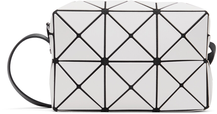 Серая сумка через плечо кубовидной формы Bao Bao Issey Miyake, цвет Light gray
Серая сумка через плечо кубовидной формы Bao Bao Issey Miyake, цвет Light gray