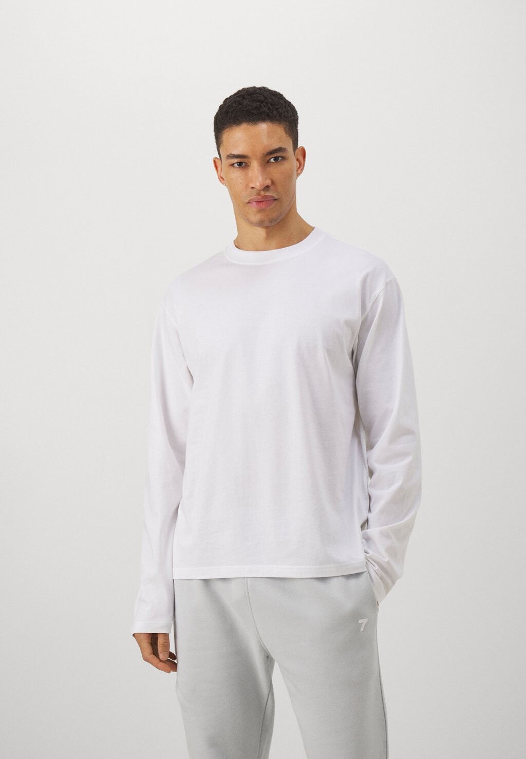 Футболка с длинными рукавами Graphic Longsleeve Unisex 7 DAYS Active, цвет brilliant white
Футболка с длинными рукавами Graphic Longsleeve Unisex 7 DAYS Active, цвет brilliant white