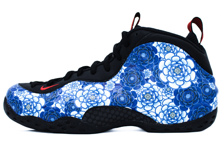 Мужские баскетбольные кроссовки Nike Foamposite One Vintage, University Blue/White/Black
Мужские баскетбольные кроссовки Nike Foamposite One Vintage, University Blue/White/Black