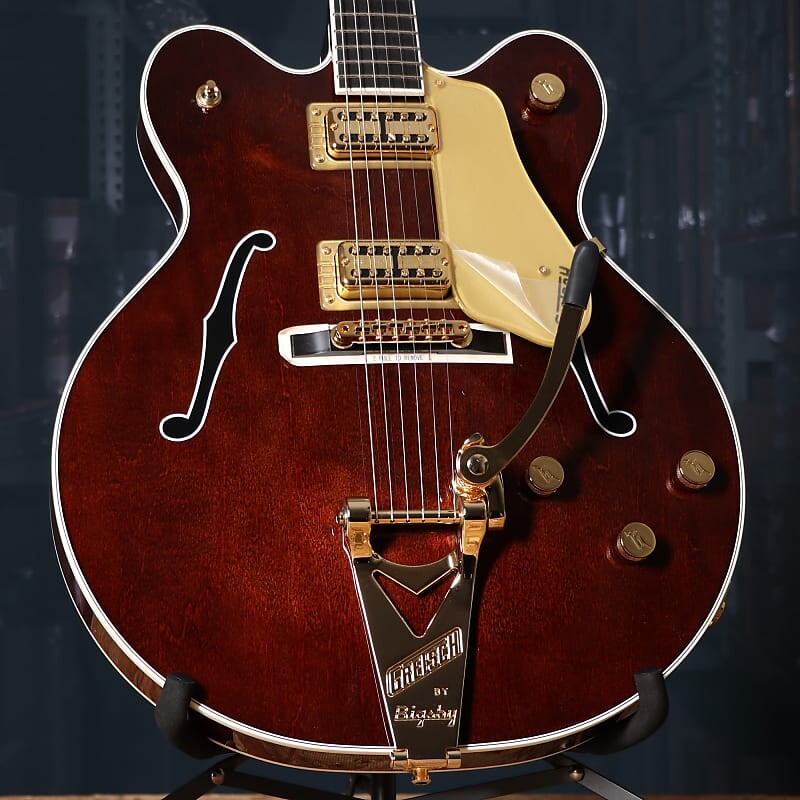 Электрогитара Gretsch G6122TG Players Edition Country Gentleman Hollowbody Guitar with Bigsby in Walnut Stain
Электрогитара Gretsch G6122TG Players Edition Country Gentleman Hollowbody Guitar with Bigsby in Walnut Stain