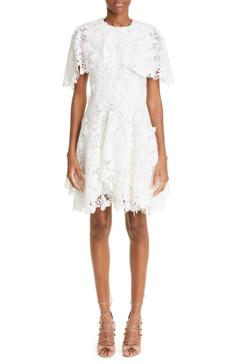 Мини-платье с кружевной накидкой и цветочным принтом из гипюра JASON WU COLLECTION
Мини-платье с кружевной накидкой и цветочным принтом из гипюра JASON WU COLLECTION
