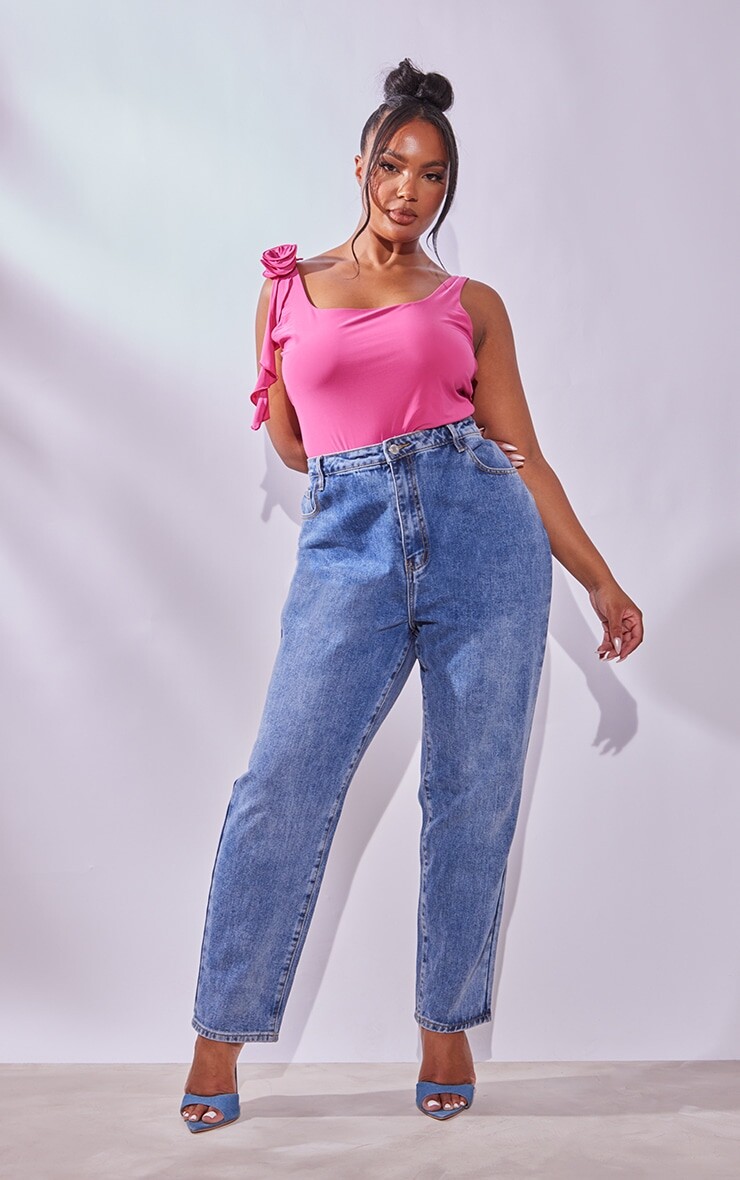 PrettyLittleThing Обтягивающий топ с овальным вырезом розового цвета Plus с корсажем
PrettyLittleThing Обтягивающий топ с овальным вырезом розового цвета Plus с корсажем