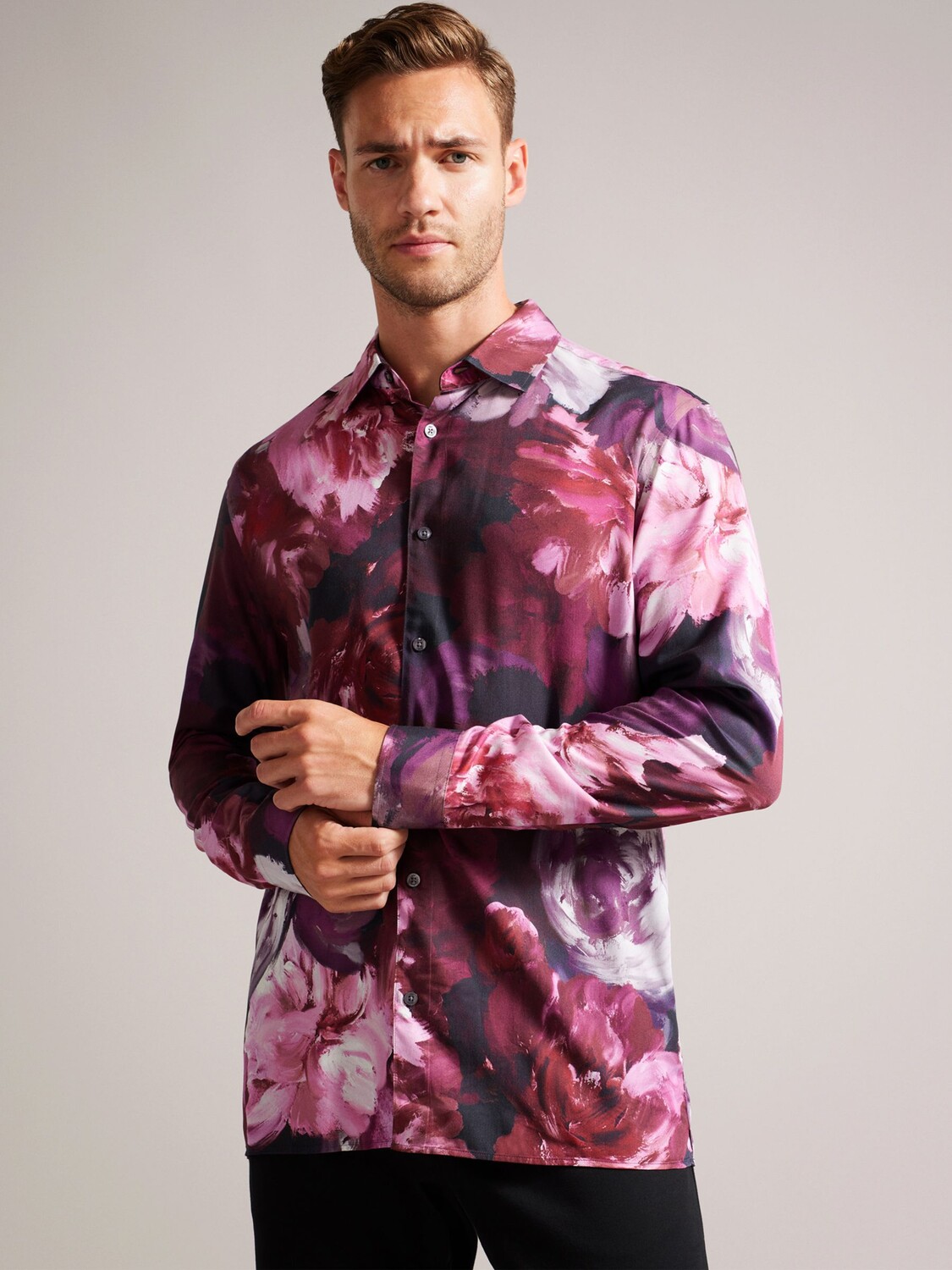 Рубашка Bitonto с длинными рукавами и ярким цветочным принтом Ted Baker, розовый/мульти
Рубашка Bitonto с длинными рукавами и ярким цветочным принтом Ted Baker, розовый/мульти