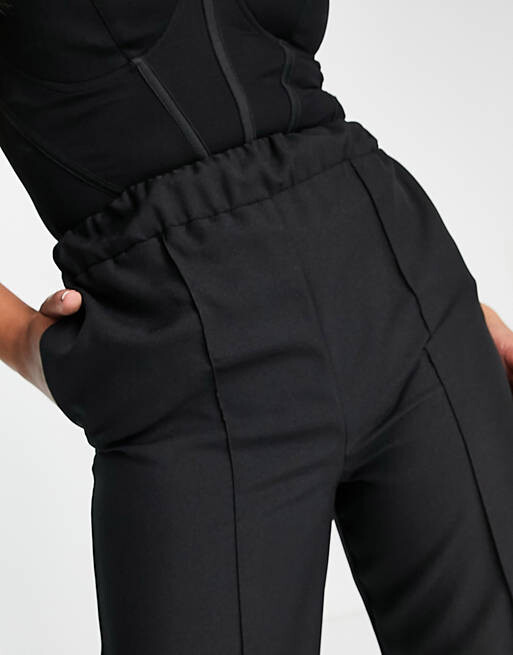 Черные брюки строгого кроя с эластичной резинкой на талии ASOS DESIGN Tall, Черный
Черные брюки строгого кроя с эластичной резинкой на талии ASOS DESIGN Tall, Черный