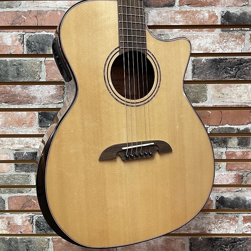 Акустическая гитара Alvarez AG60CEAR Artist Grand Auditorium Acoustic Electric w/Cutaway, Bevel Edge Armrest, EQ & Tuner
Акустическая гитара Alvarez AG60CEAR Artist Grand Auditorium Acoustic Electric w/Cutaway, Bevel Edge Armrest, EQ & Tuner