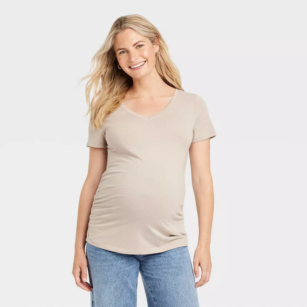 Футболка для беременных с коротким рукавом и V-образным вырезом - Isabel Maternity от Ingrid & Isabel Isabel Maternity by Ingrid & Isabel, цвет Light Beige
Футболка для беременных с коротким рукавом и V-образным вырезом - Isabel Maternity от Ingrid & Isabel Isabel Maternity by Ingrid & Isabel, цвет Light Beige