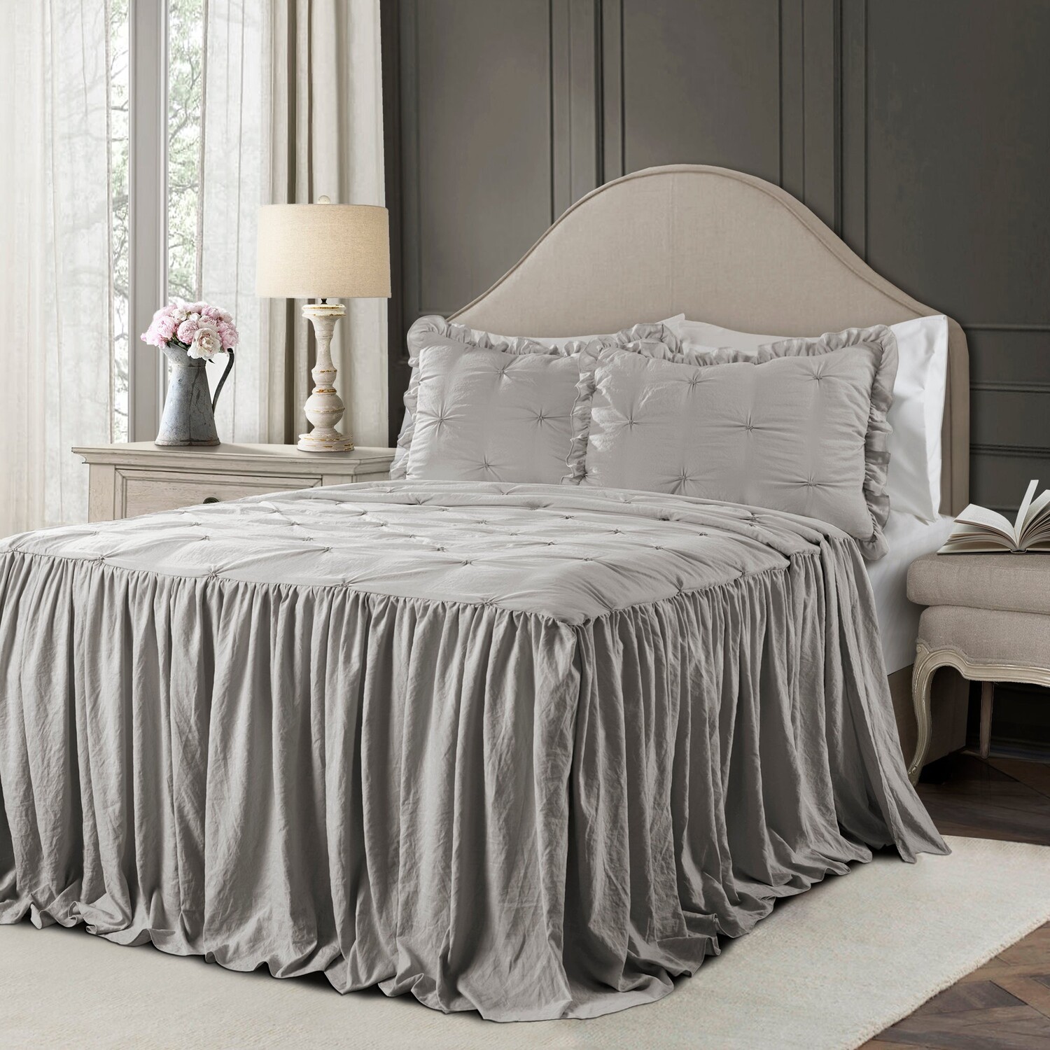 Юбка с защипами и оборками Ravello, комплект из 3 предметов покрывала Lush Decor, цвет Light Gray
Юбка с защипами и оборками Ravello, комплект из 3 предметов покрывала Lush Decor, цвет Light Gray