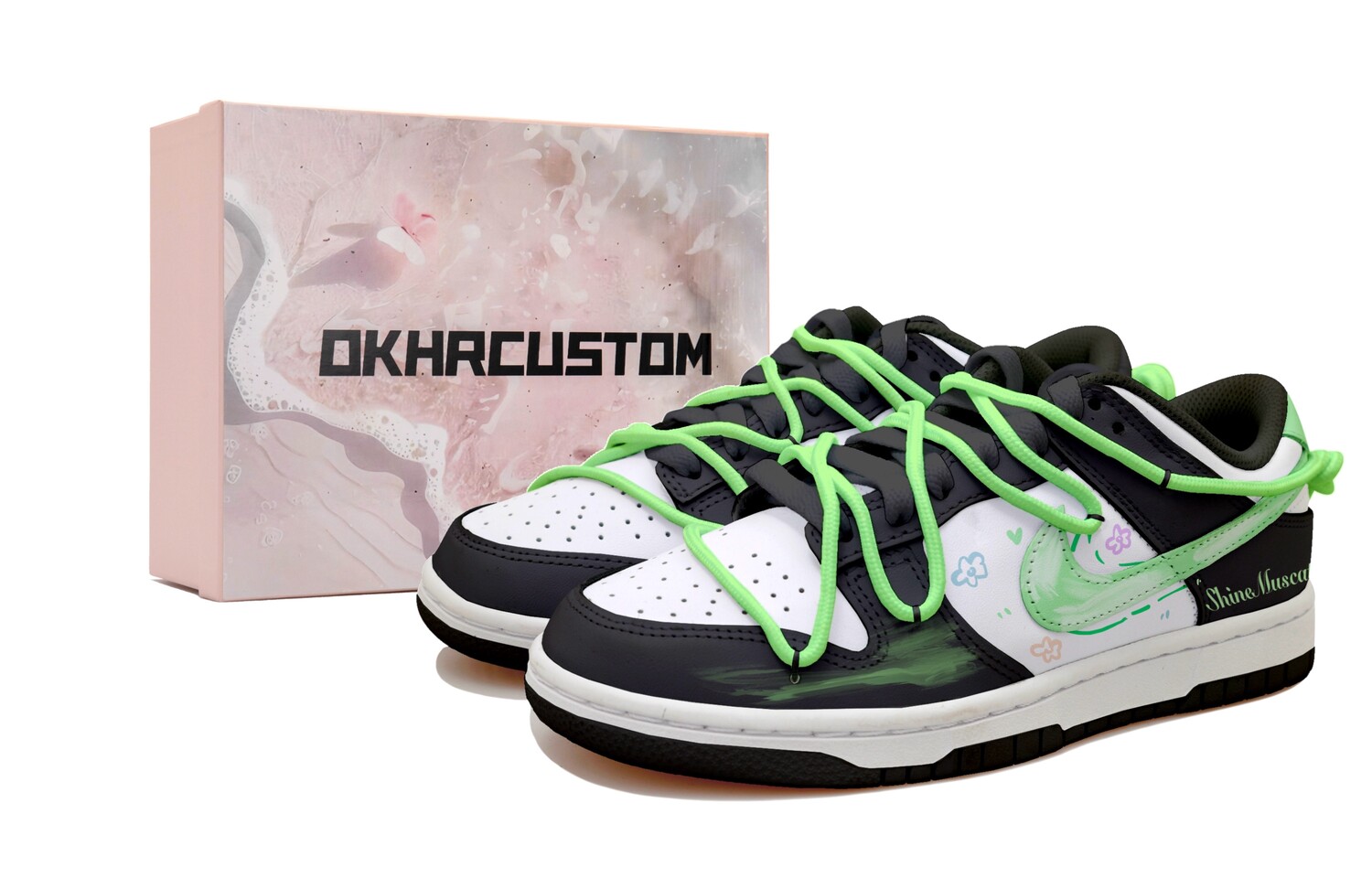 Кроссовки Nike Dunk Skateboarding Shoes Women's Low-top Cloud White/Core Black/Green Spark, зеленый
Кроссовки Nike Dunk Skateboarding Shoes Women's Low-top Cloud White/Core Black/Green Spark, зеленый
