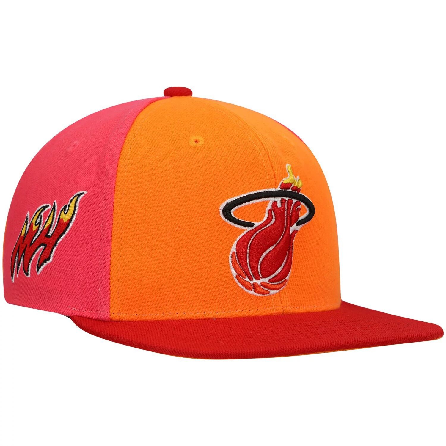 Мужская кепка Mitchell & Ness оранжево-красная Miami Heat Hardwood Classics On The Block Snapback Hat
Мужская кепка Mitchell & Ness оранжево-красная Miami Heat Hardwood Classics On The Block Snapback Hat