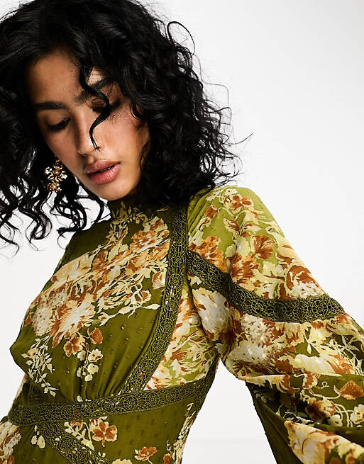 Зеленое платье макси с длинными рукавами и кружевными вставками ASOS DESIGN - MULTI
Зеленое платье макси с длинными рукавами и кружевными вставками ASOS DESIGN - MULTI