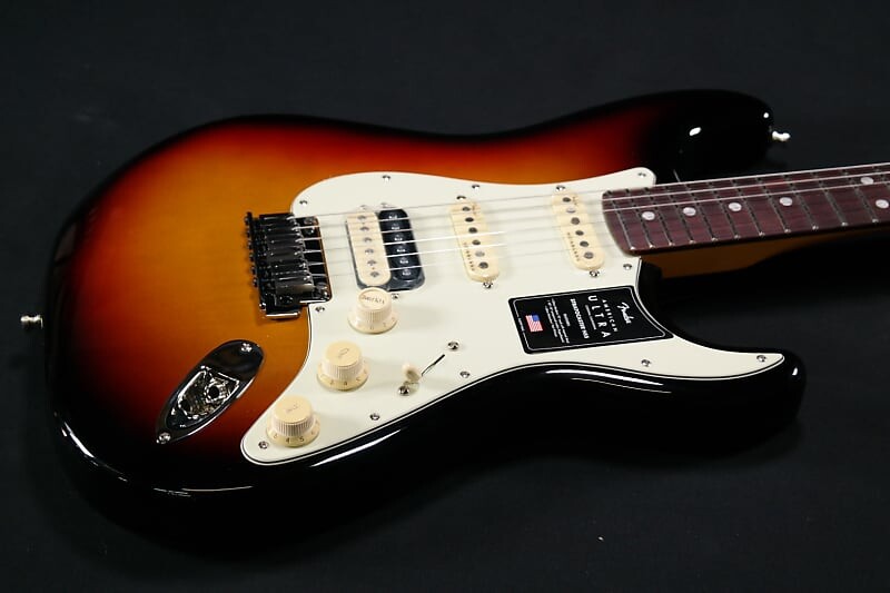 Электрогитара Fender American Ultra Stratocaster HSS - Rosewood Fingerboard - Ultraburst 241
Электрогитара Fender American Ultra Stratocaster HSS - Rosewood Fingerboard - Ultraburst 241