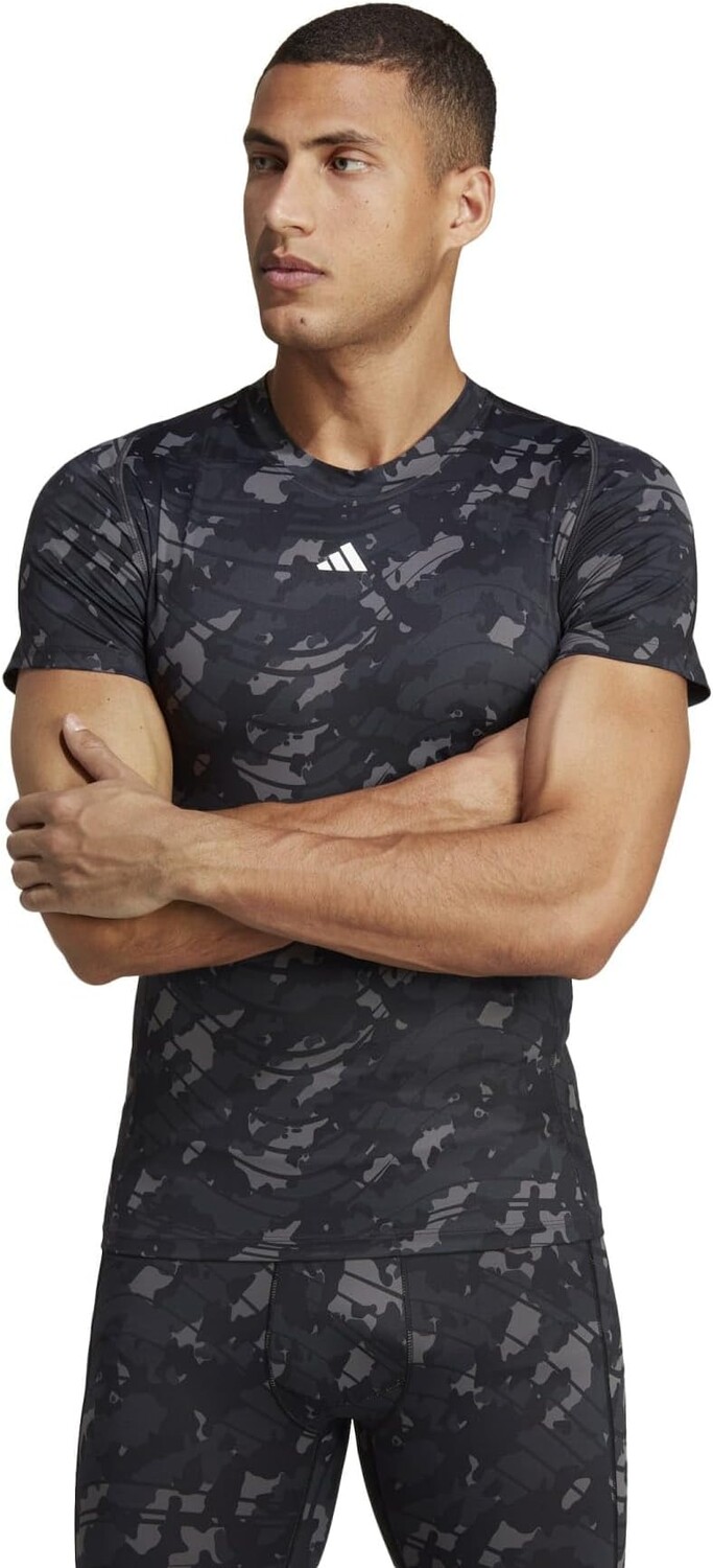 Футболка для тренировок с принтом Techfit по всей поверхности adidas, цвет Black/Print
Футболка для тренировок с принтом Techfit по всей поверхности adidas, цвет Black/Print