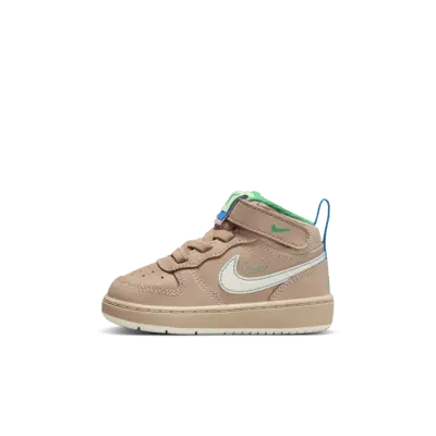 Кроссовки Nike Court Borough Mid 2 SE, цвет Hemp/Barely Volt/Light Photo Blue/Coconut Milk
Кроссовки Nike Court Borough Mid 2 SE, цвет Hemp/Barely Volt/Light Photo Blue/Coconut Milk
