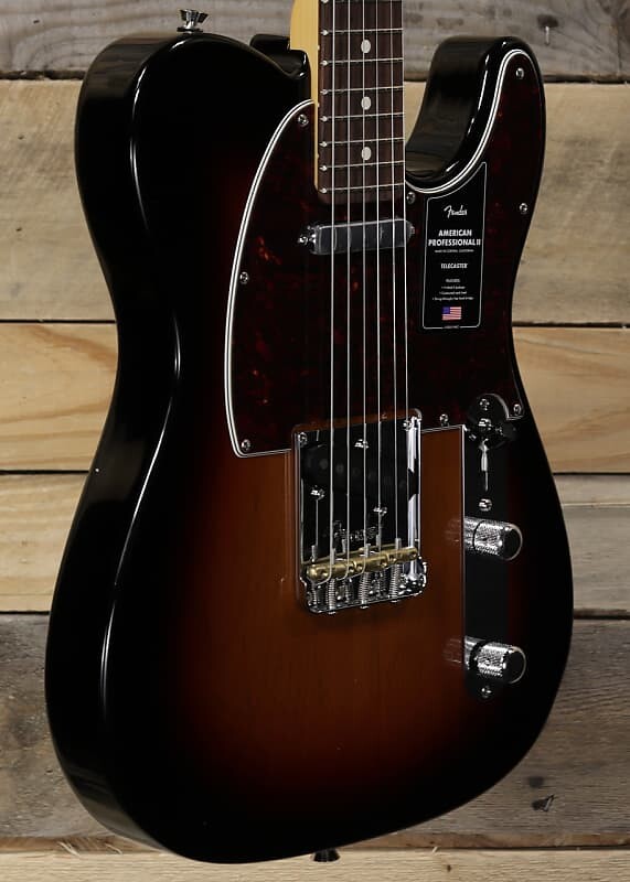 Электрогитара Fender American Professional II Telecaster Electric Guitar 3-Color Sunburst w/ Case
Электрогитара Fender American Professional II Telecaster Electric Guitar 3-Color Sunburst w/ Case