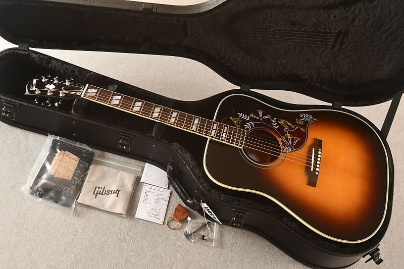 Акустическая гитара Gibson Hummingbird Standard Acoustic Guitar Sunburst LR Baggs - NEW 2023
Акустическая гитара Gibson Hummingbird Standard Acoustic Guitar Sunburst LR Baggs - NEW 2023