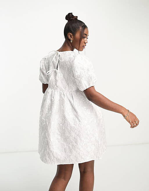 Жаккардовое платье мини с объемными рукавами и пышными рукавами Pieces Bride To Be
Жаккардовое платье мини с объемными рукавами и пышными рукавами Pieces Bride To Be