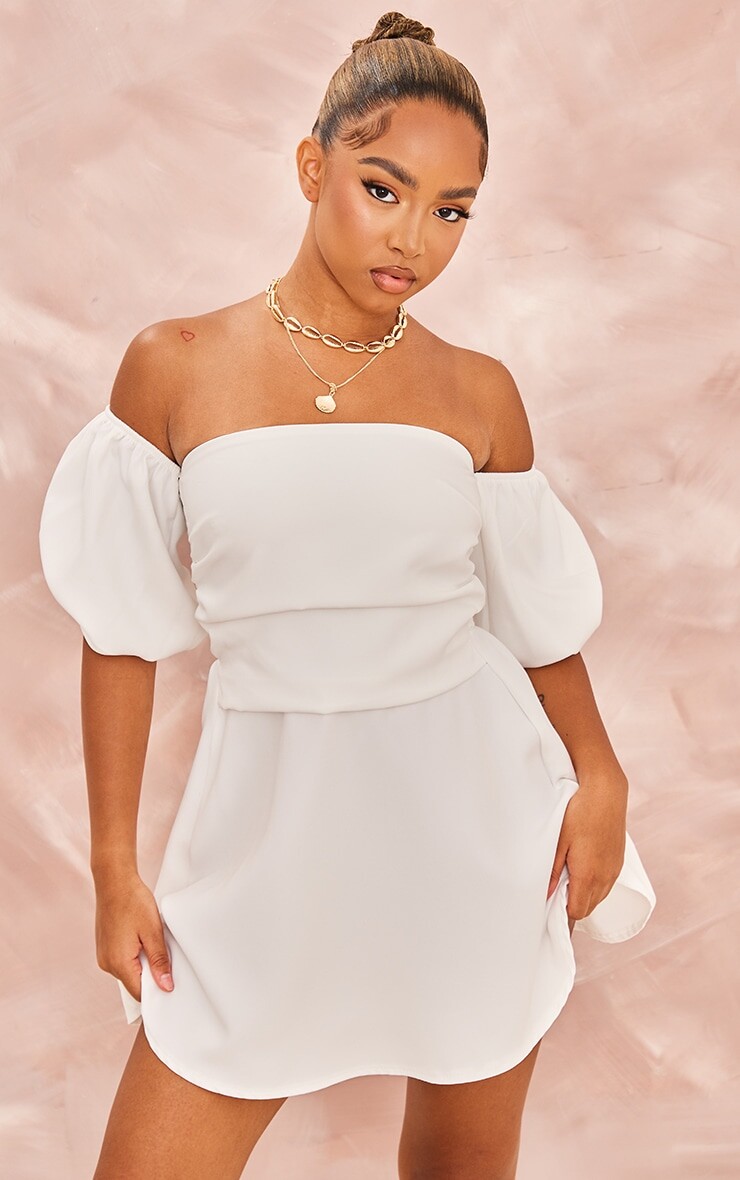 PrettyLittleThing Миниатюрное белое тканое платье прямого кроя со сборками и пышными рукавами
PrettyLittleThing Миниатюрное белое тканое платье прямого кроя со сборками и пышными рукавами