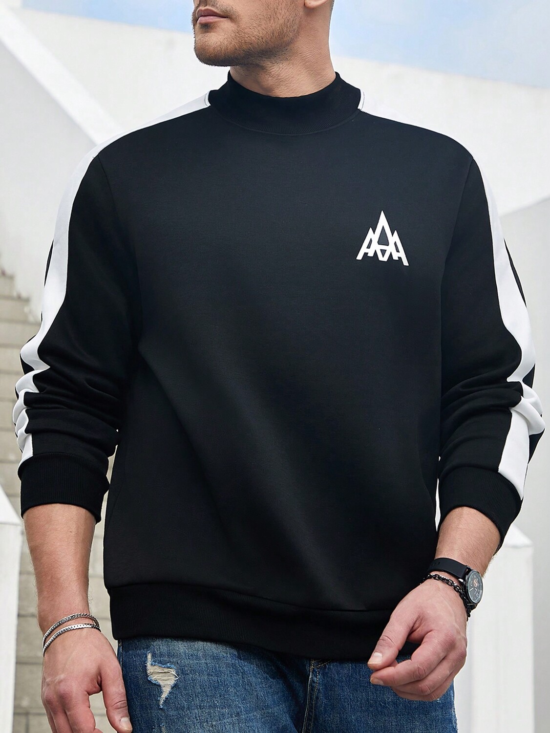 Мужской пуловер Manfinity Homme Plus Size, буквенный, цветных блоков, черный цвет
Мужской пуловер Manfinity Homme Plus Size, буквенный, цветных блоков, черный цвет