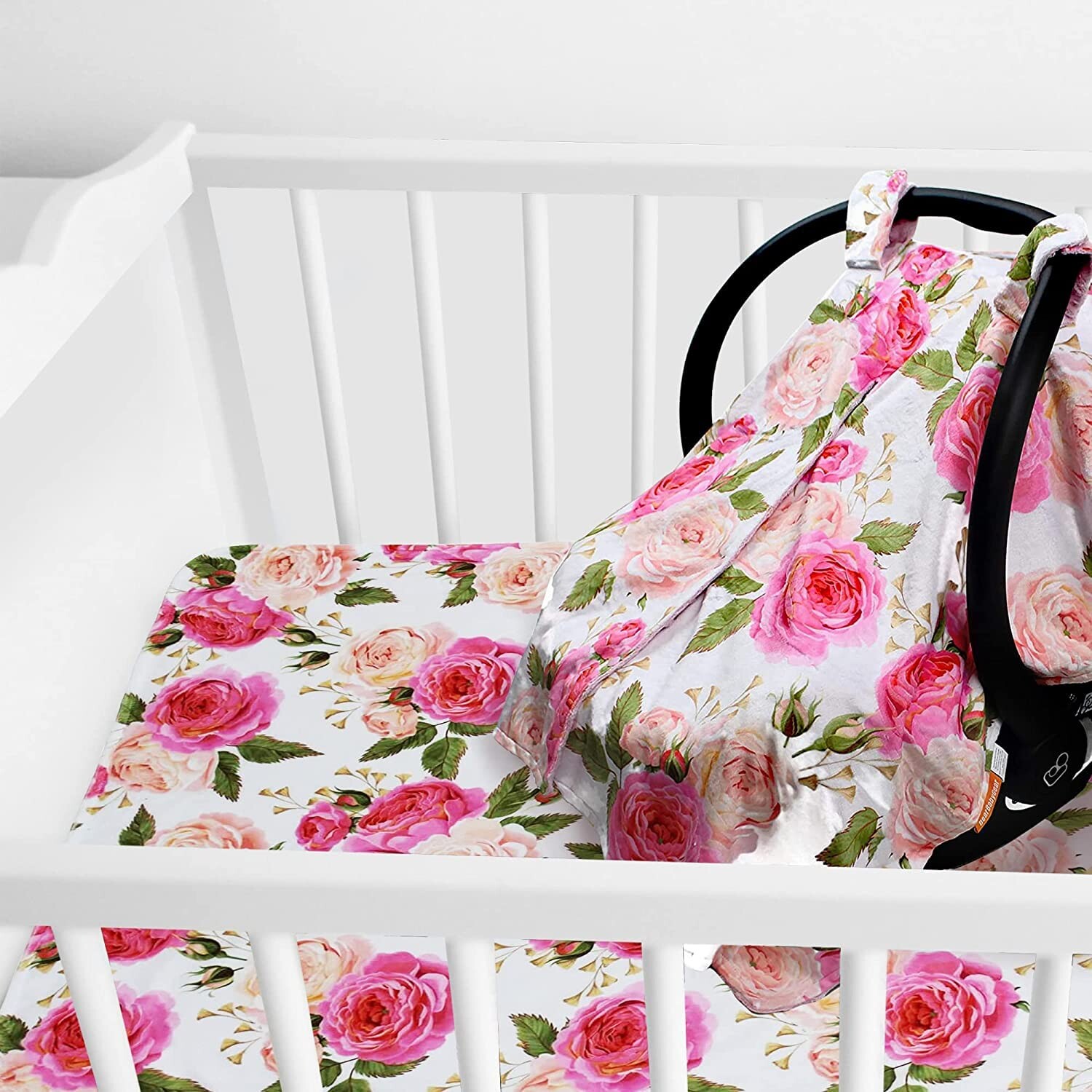 Комплект Dear Baby Gear «Розовые розы»: навес на детское автокресло, детское одеяло
Комплект Dear Baby Gear «Розовые розы»: навес на детское автокресло, детское одеяло