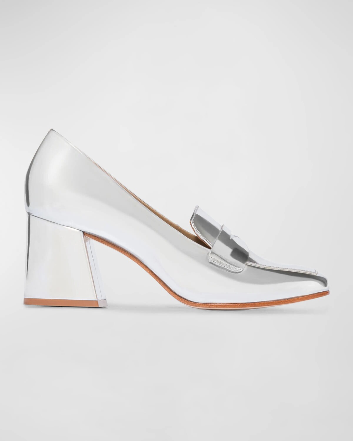 Пенни-лоферы Nessa на каблуке с эффектом металлик Bernardo, цвет Silver Mirror Metallic Calf
Пенни-лоферы Nessa на каблуке с эффектом металлик Bernardo, цвет Silver Mirror Metallic Calf