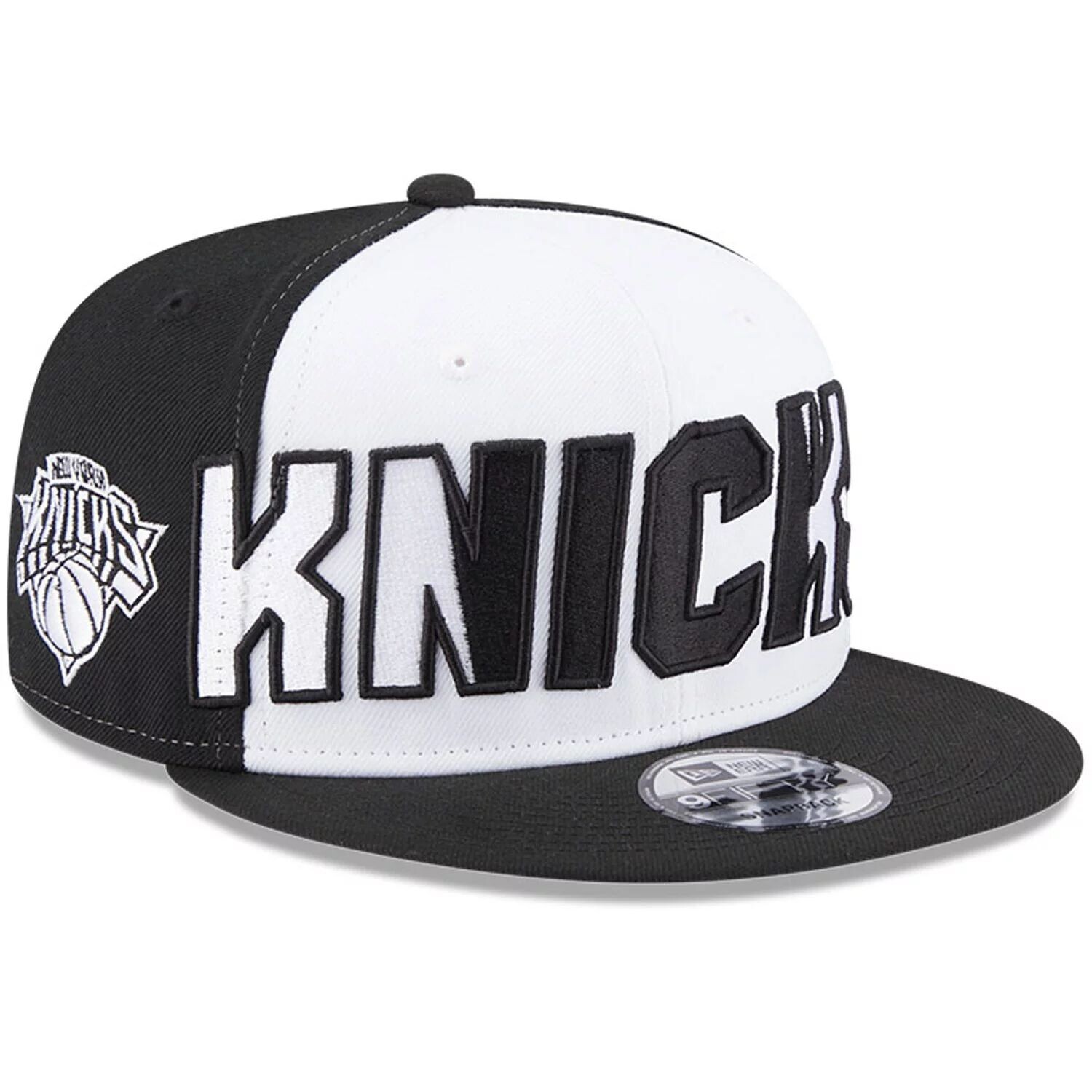 Мужская кепка New Era белого/черного цвета New York Knicks Back Half 9FIFTY Snapback Hat
Мужская кепка New Era белого/черного цвета New York Knicks Back Half 9FIFTY Snapback Hat