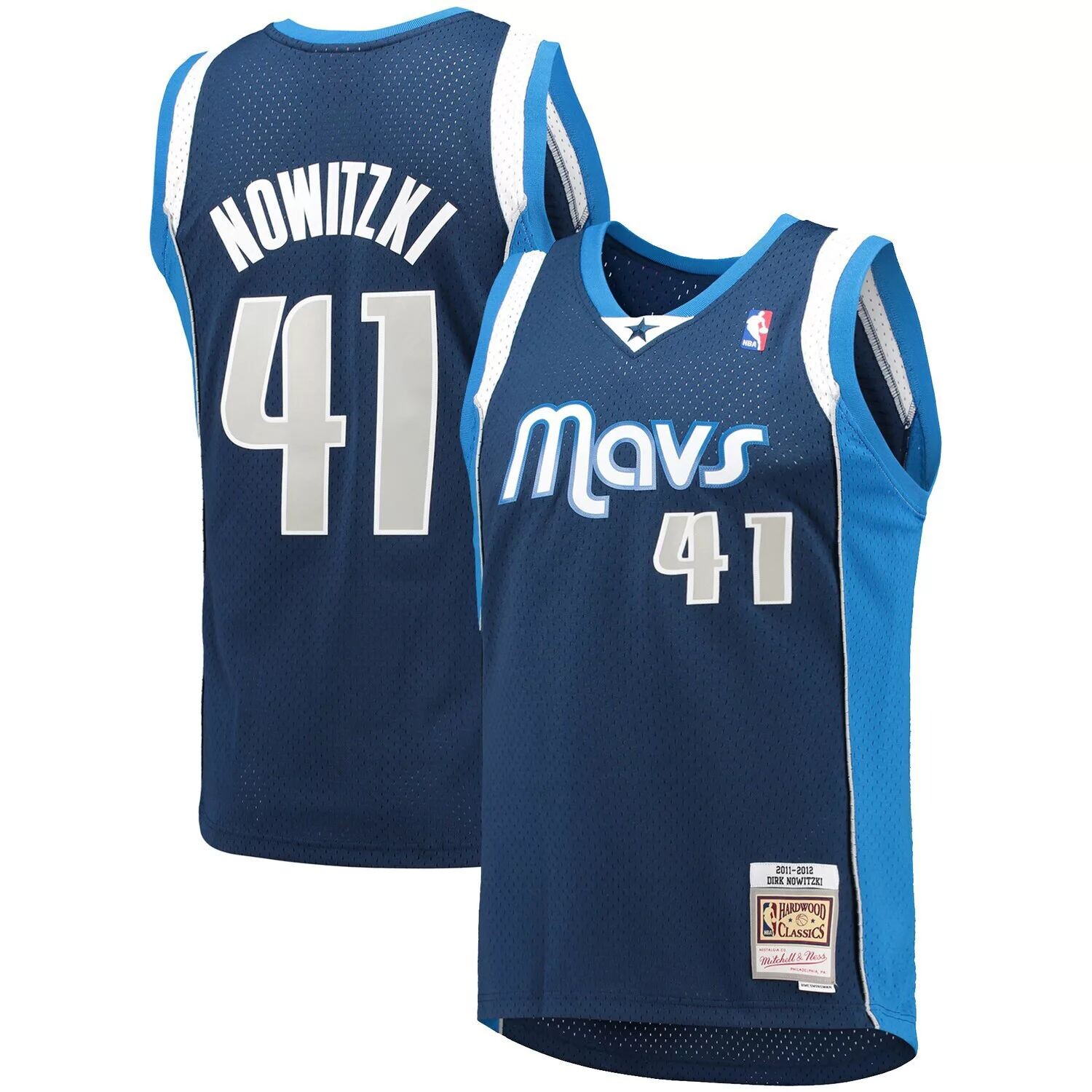 Мужская майка Mitchell & Ness Dirk Nowitzki Navy Dallas Mavericks 2011-12 Hardwood Classics Swingman
Мужская майка Mitchell & Ness Dirk Nowitzki Navy Dallas Mavericks 2011-12 Hardwood Classics Swingman
