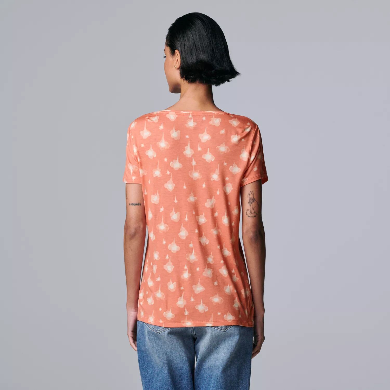 Petite Simply Vera Футболка с круглым вырезом и принтом Vera Wang Simply Vera Vera Wang
Petite Simply Vera Футболка с круглым вырезом и принтом Vera Wang Simply Vera Vera Wang