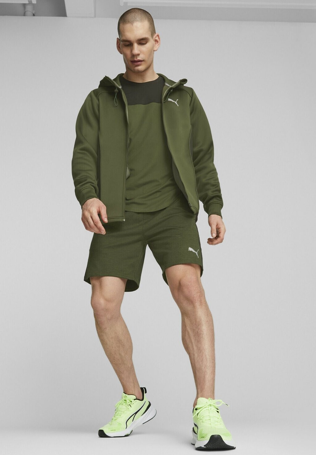 Толстовка на молнии CLOUDSPUN TECHLBL MIT DURCHGEHENDEM REISSVERSCHLUSS Puma, миртовый черный
Толстовка на молнии CLOUDSPUN TECHLBL MIT DURCHGEHENDEM REISSVERSCHLUSS Puma, миртовый черный