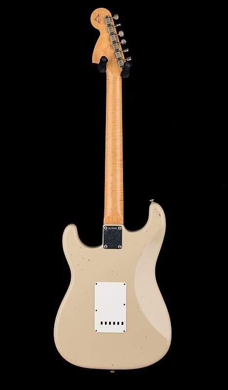 Электрогитара Fender Custom Shop Dennis Galuszka Masterbuilt Empire 67 Stratocaster Journeyman Relic Brazil RW FB - Aged Desert Sand #30482
Электрогитара Fender Custom Shop Dennis Galuszka Masterbuilt Empire 67 Stratocaster Journeyman Relic Brazil RW FB - Aged Desert Sand #30482