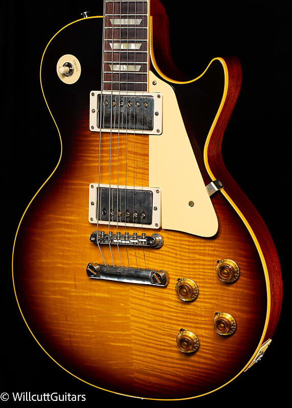 Электрогитара Gibson Custom Shop 1959 Les Paul Standard Reissue Kindred Burst Murphy Lab Ultra Light Aged
Электрогитара Gibson Custom Shop 1959 Les Paul Standard Reissue Kindred Burst Murphy Lab Ultra Light Aged