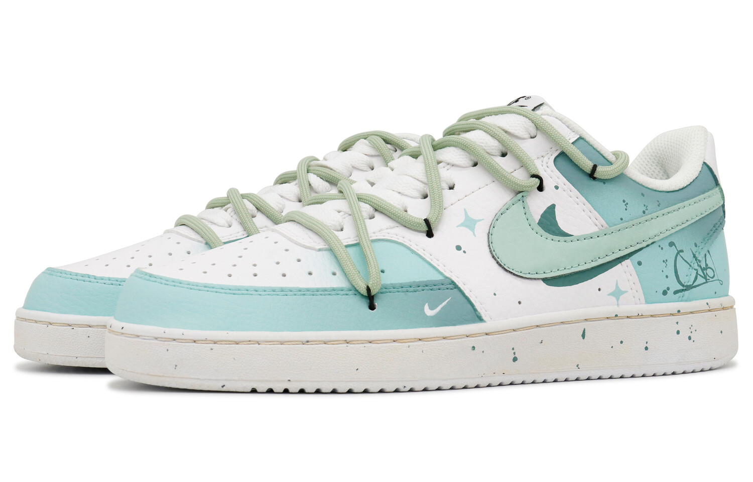 Кроссовки Nike Court Vision 1 Skateboarding Shoes Women's Low-top Dark Green, цвет Starry Night Love
Кроссовки Nike Court Vision 1 Skateboarding Shoes Women's Low-top Dark Green, цвет Starry Night Love