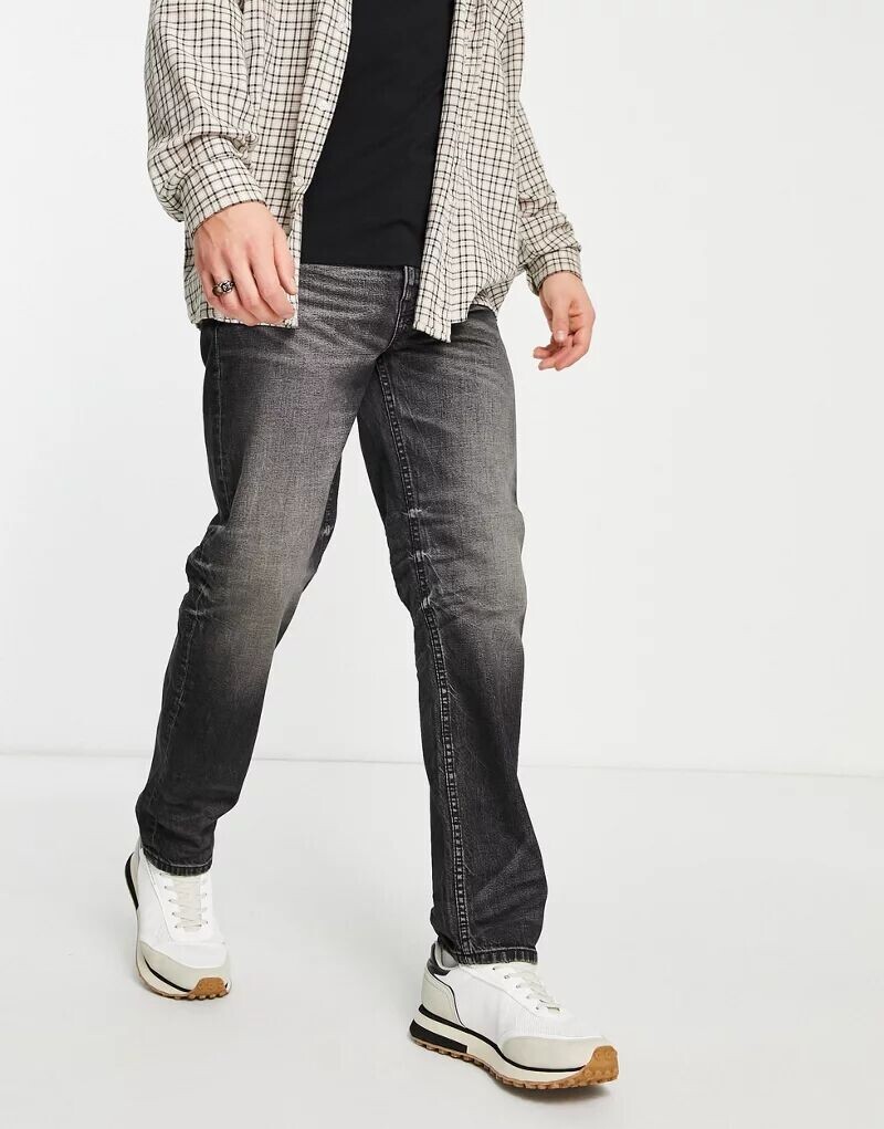 Черные классические потертые джинсы оригинальной посадки ASOS Cone Mill Denim American
Черные классические потертые джинсы оригинальной посадки ASOS Cone Mill Denim American
