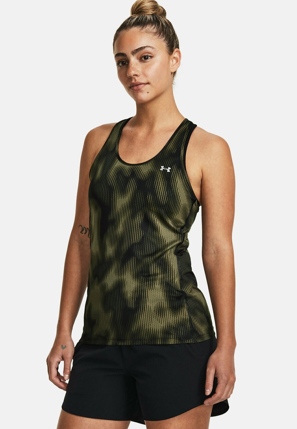 Топ с длинными рукавами Under Armour VANISH RACER TANK SLEEVELESS VANISH, цвет marine od green
Топ с длинными рукавами Under Armour VANISH RACER TANK SLEEVELESS VANISH, цвет marine od green