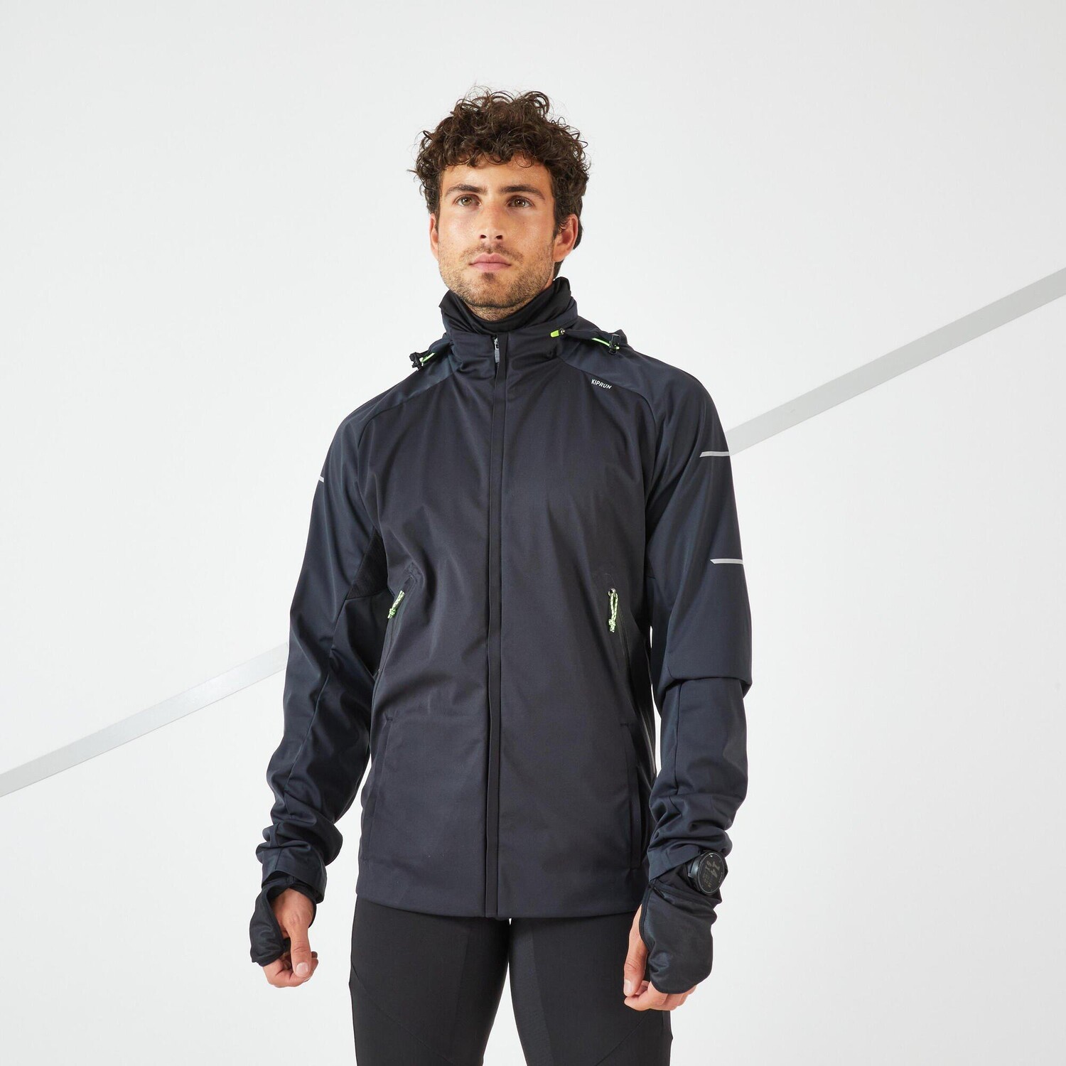 Decathlon Kiprun Warm Regul Зимняя водоотталкивающая ветрозащитная куртка для бега, черный
Decathlon Kiprun Warm Regul Зимняя водоотталкивающая ветрозащитная куртка для бега, черный