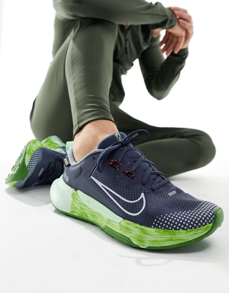 Nike — Juniper Trail 2 GTX — кроссовки темно-синего и зеленого цвета лайма
Nike — Juniper Trail 2 GTX — кроссовки темно-синего и зеленого цвета лайма